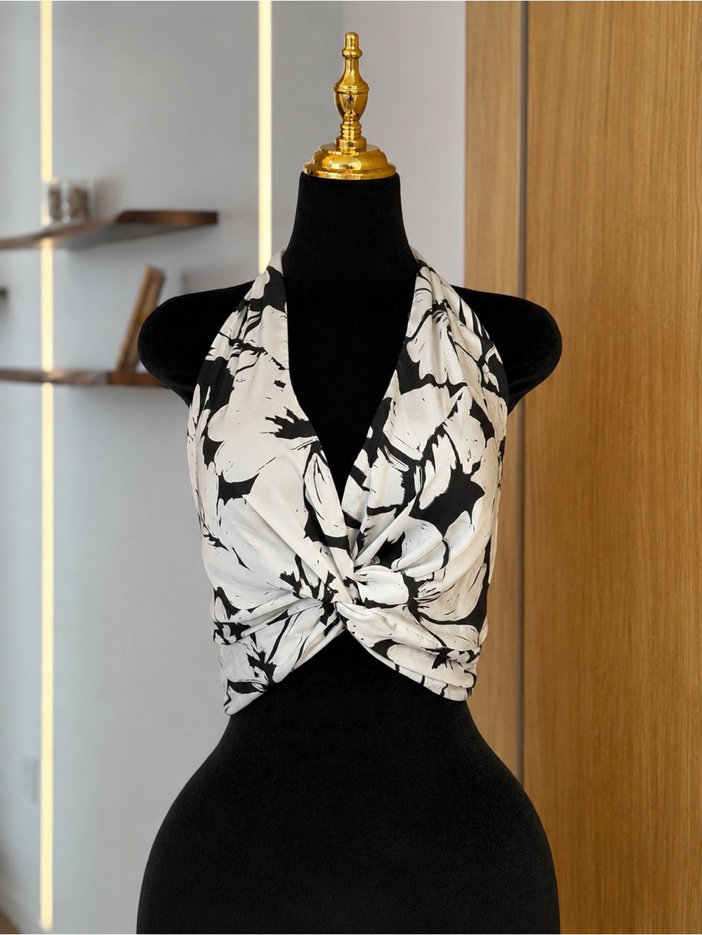 Zara Coastal Granddaughter Halter Twist Top | Euro Muse